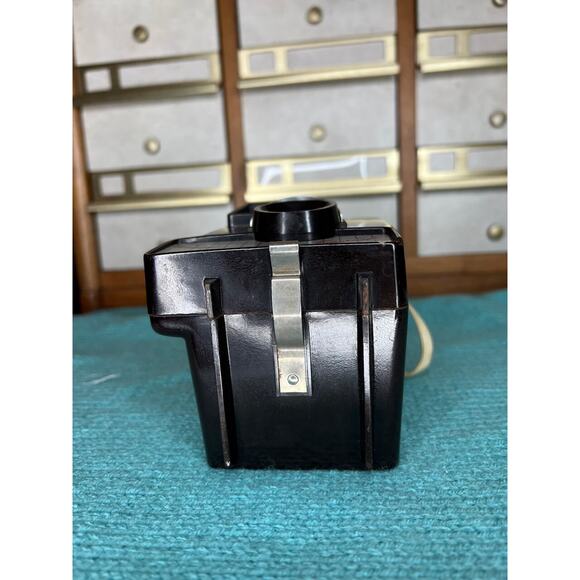 Imperial Debonair 620 Camera Black and red - Picture 6 of 10